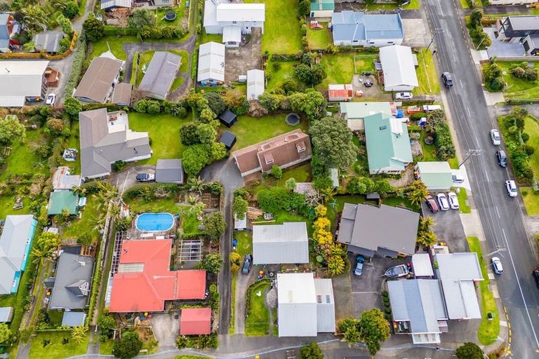 Photo of property in 1138 South Road, Oakura, 4314