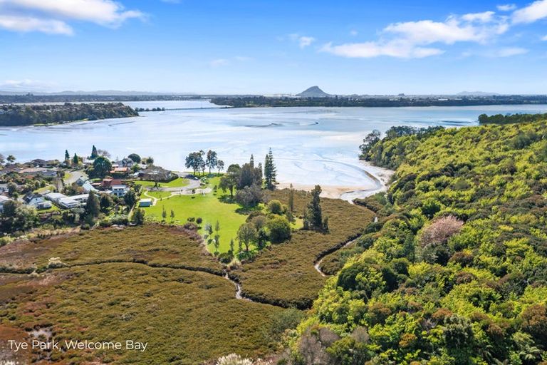 Photo of property in 31 Aurora Avenue, Welcome Bay, Tauranga, 3112