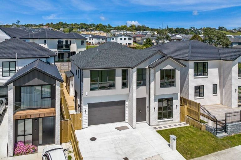 Photo of property in 82 Charlestown Drive, Flat Bush, Auckland, 2019