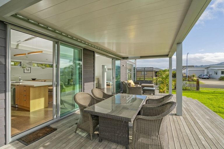 Photo of property in 36 Park Lane, Whitianga, 3510