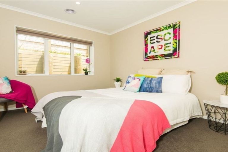 Photo of property in 114 Amesbury Drive, Churton Park, Wellington, 6037