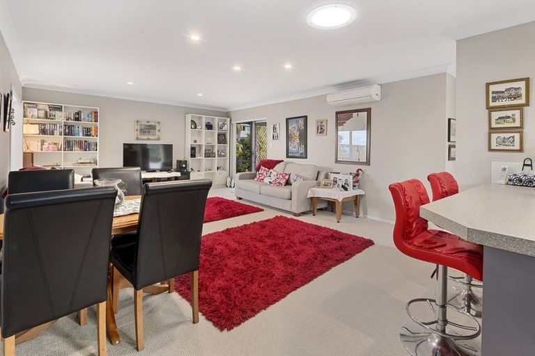 Photo of property in 3 Charlise Place, Onerahi, Whangarei, 0110