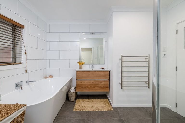 Photo of property in 7 Point Bush Road, Waimate, 7924