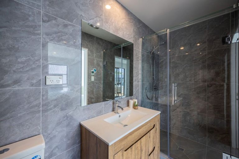 Photo of property in 67 Papatupu Way, Kumeu, 0810