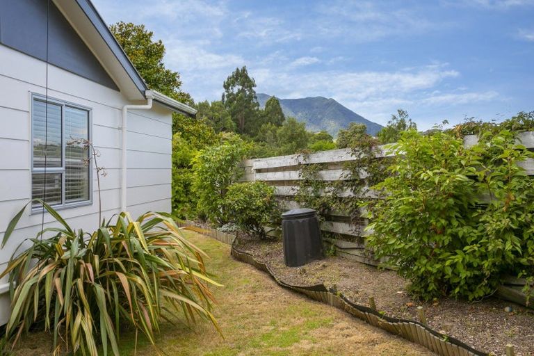 Photo of property in 23 Kiddle Drive, Hilltop, Taupo, 3330