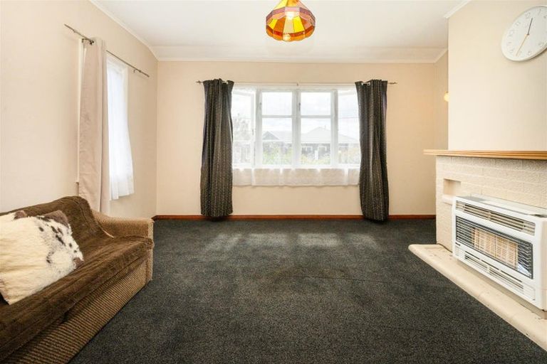 Photo of property in 19 Morris Street, Marton, 4710