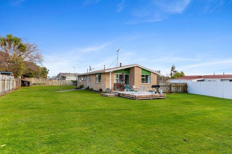 Photo of property in 43a Sandspit Road, Waiuku, 2123