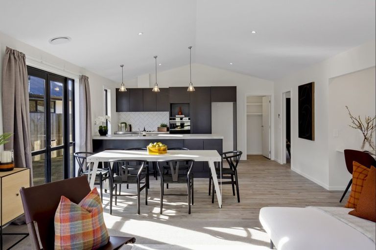 Photo of property in 16 Silver Street, Lower Shotover, Queenstown, 9304