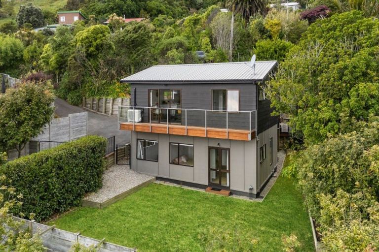 Photo of property in 33 Athol Street, Glenduan, Nelson, 7071