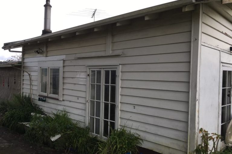 Photo of property in 40 Gardner Avenue, New Lynn, Auckland, 0600