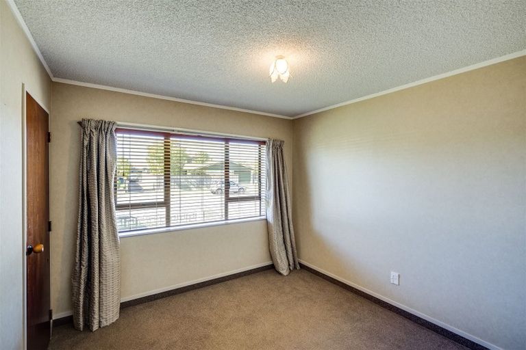 Photo of property in 1/52 Avondale Road, Taradale, Napier, 4112