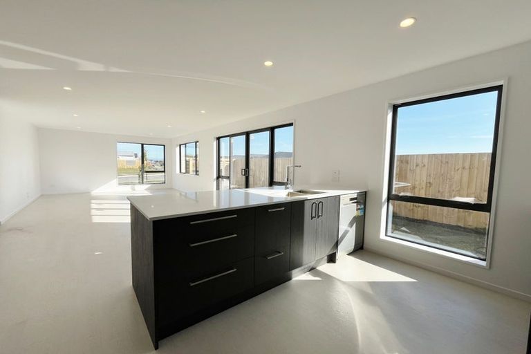 Photo of property in 64 Bill Hammond Drive, Belfast, 8051