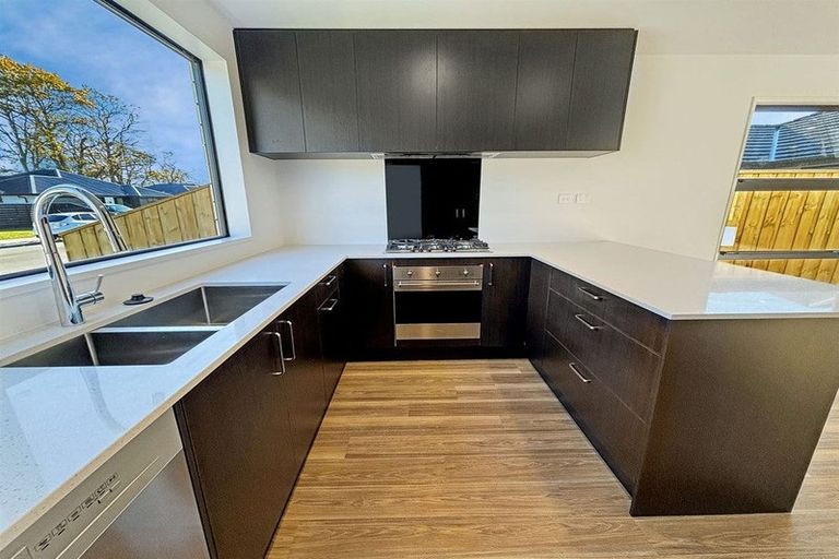 Photo of property in 22 Crossley Avenue, Woodend, 7610