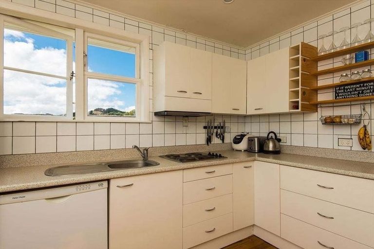 Photo of property in 40 Hindmarsh Street, Johnsonville, Wellington, 6037