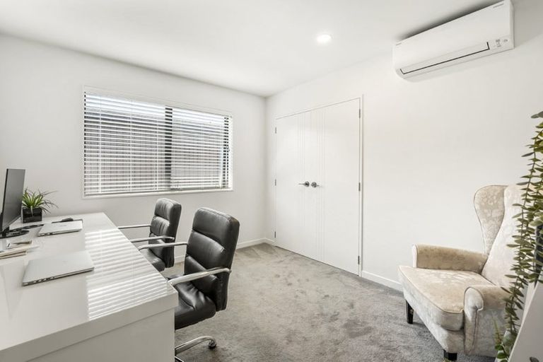Photo of property in 42 Myland Drive, Hobsonville, Auckland, 0616