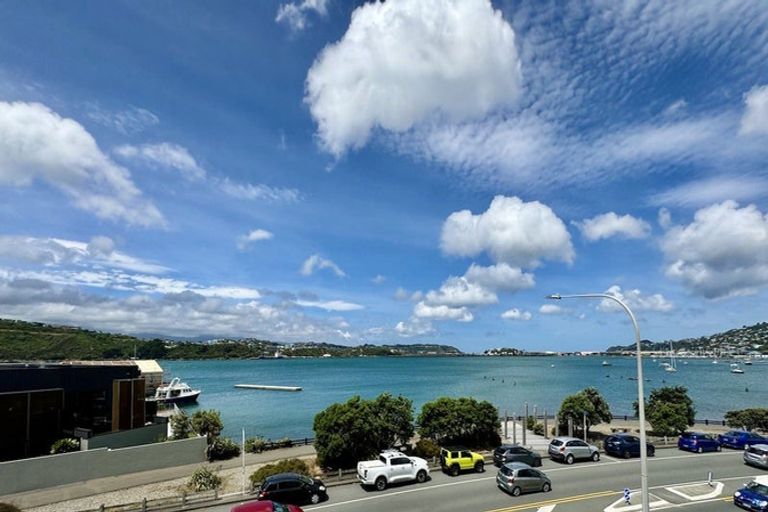 Photo of property in Patent 326 Apartments, 214s/326 Evans Bay Parade, Hataitai, Wellington, 6021