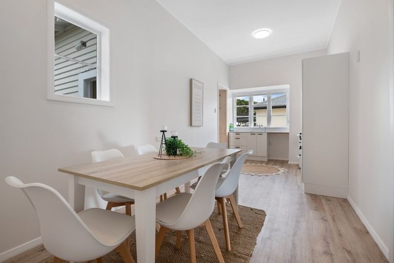 Photo of property in 85 Broadway, Stratford, 4332