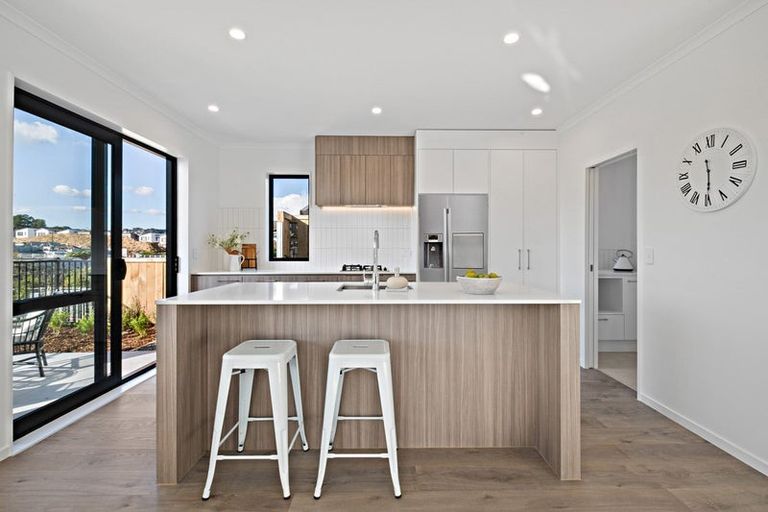 Photo of property in 20 Kilcadden Drive, Flat Bush, Auckland, 2019