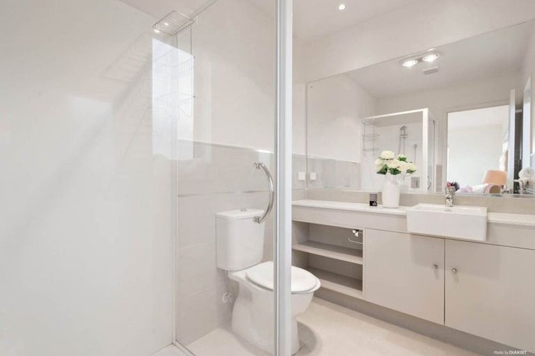 Photo of property in 99 Bayvista Drive, Karaka, Papakura, 2113