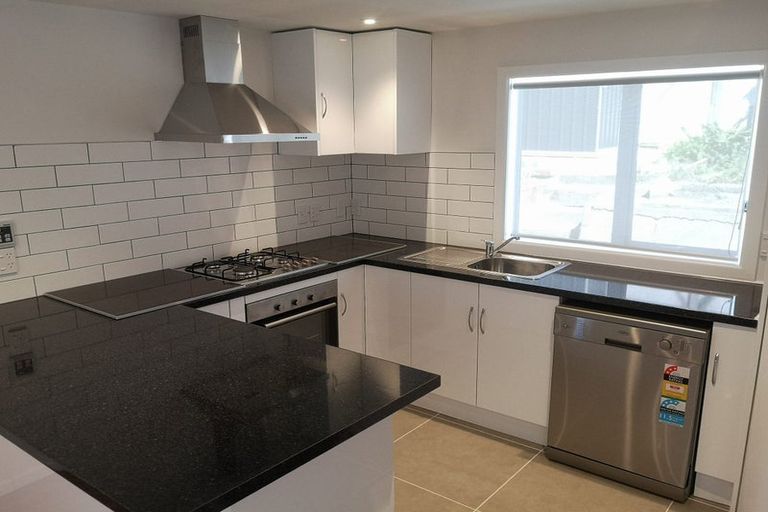 Photo of property in 50a The Parade, Island Bay, Wellington, 6023