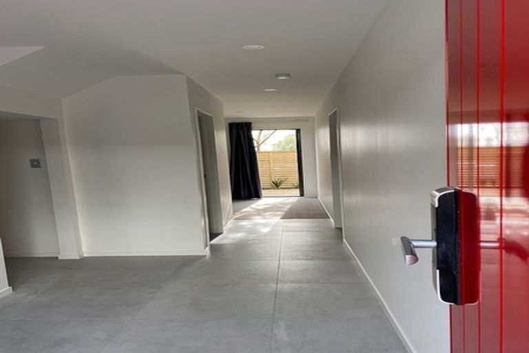 Photo of property in 8 Panga Place, Henderson, Auckland, 0612