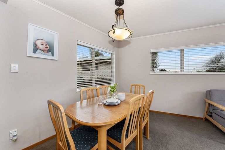 Photo of property in 8 Magenta Place, Dinsdale, Hamilton, 3204