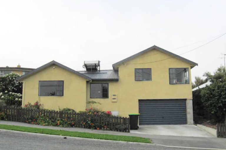 Photo of property in 2 Belfield Street, Waimataitai, Timaru, 7910