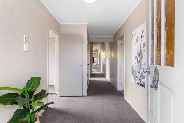Photo of property in 4 Redditch Place, Papamoa Beach, Papamoa, 3118