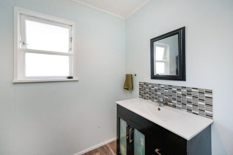 Photo of property in 63 Anakiwa Street, Kelvin Grove, Palmerston North, 4414