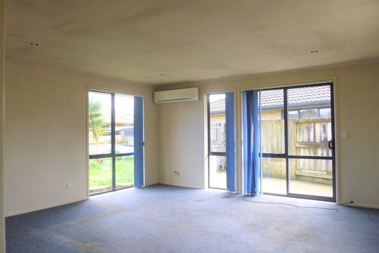 Photo of property in 10 Nobleman Place, Hamilton East, Hamilton, 3216