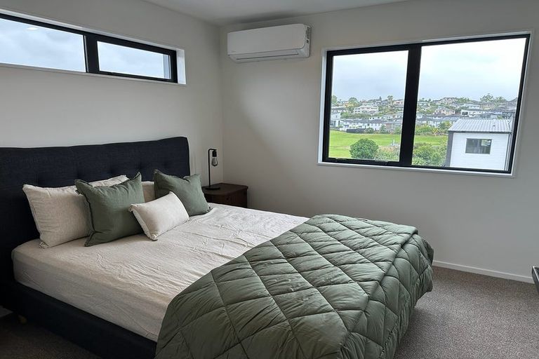Photo of property in 8/4 Limestone Drive, Hobsonville, Auckland, 0616