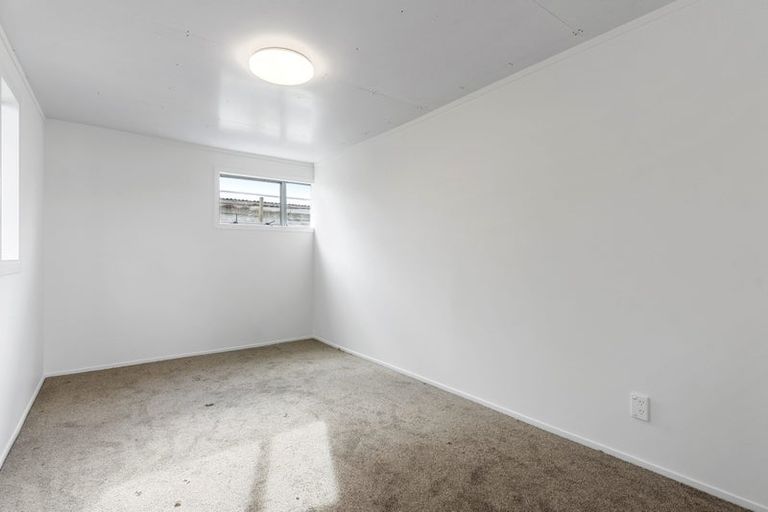 Photo of property in 32 Idlewild Avenue, Mangere, Auckland, 2022