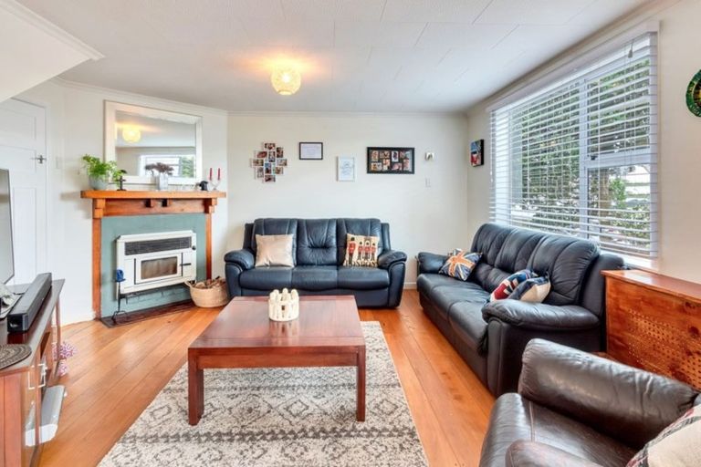 Photo of property in 29 Rimu Street, Helensville, 0800