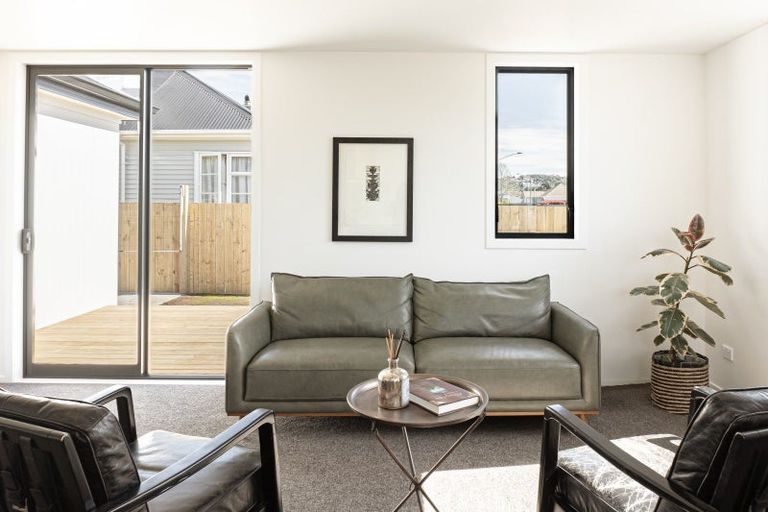 Photo of property in 17 Rutherford Road, Marewa, Napier, 4110