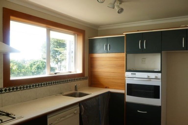 Photo of property in 196 Ngatai Road, Otumoetai, Tauranga, 3110