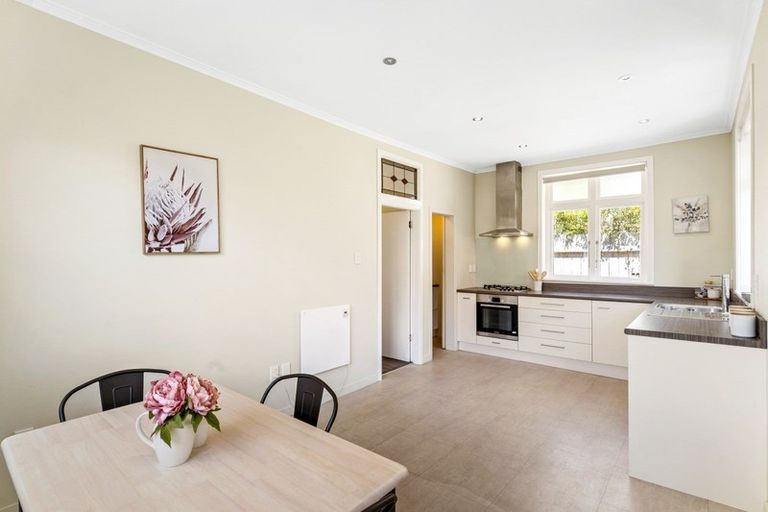 Photo of property in 10 Todman Street, Brooklyn, Wellington, 6021