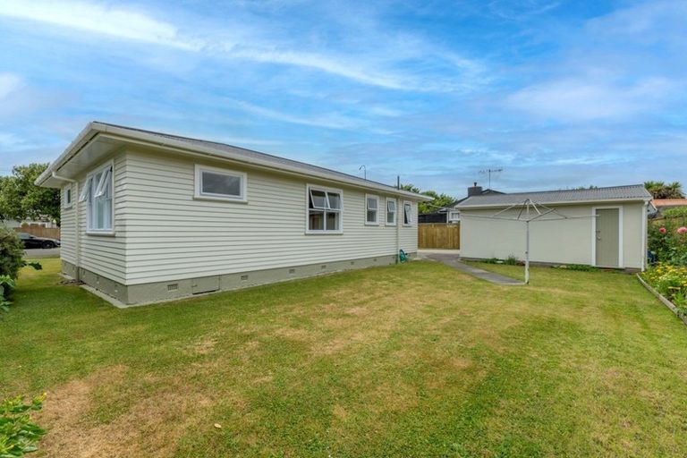 Photo of property in 51 Duke Street, Levin, 5510