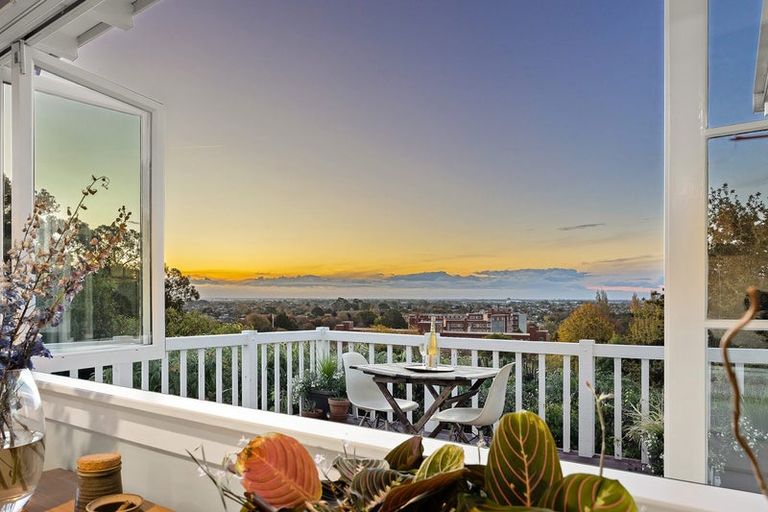 Photo of property in 38a Hackthorne Road, Cashmere, Christchurch, 8022
