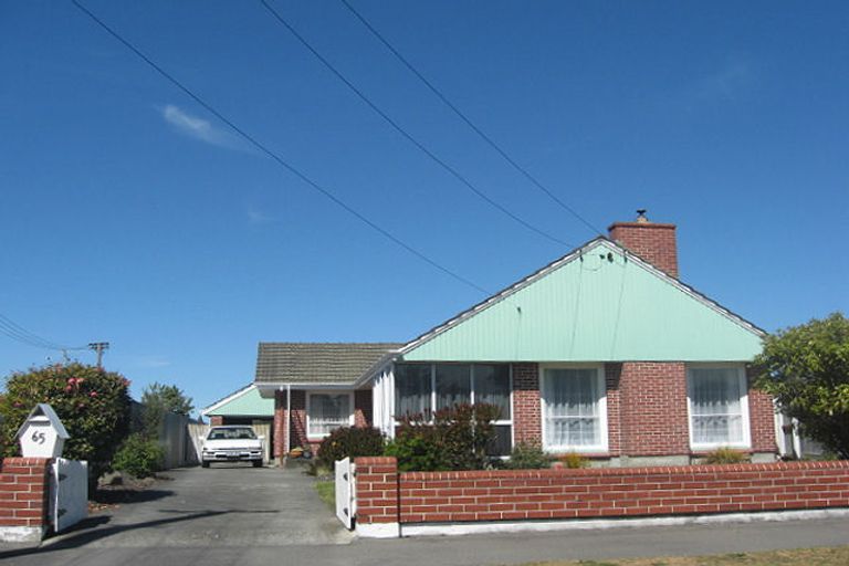 Photo of property in 65 Vivian Street, Burwood, Christchurch, 8083
