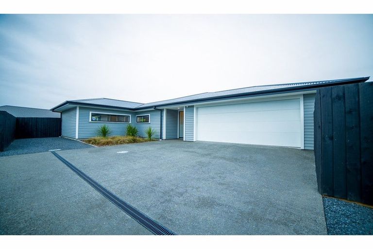 Photo of property in 7 Clonbunny Close, Rolleston, 7614