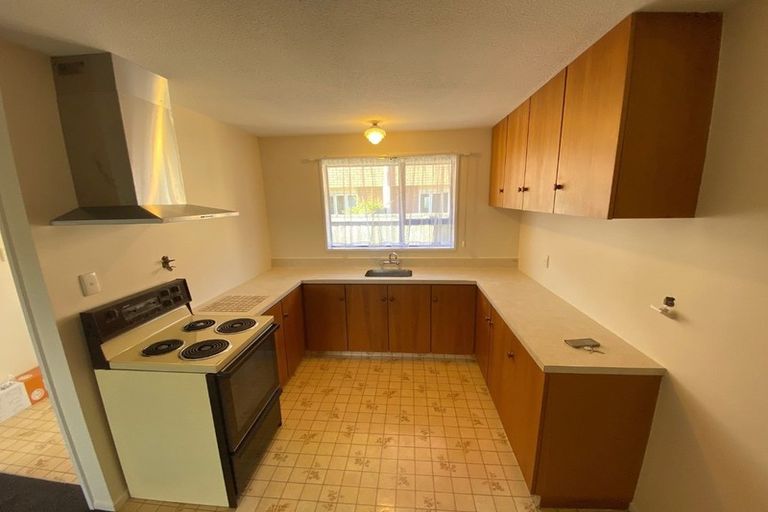 Photo of property in 2/25 Lyndon Street, Riccarton, Christchurch, 8041