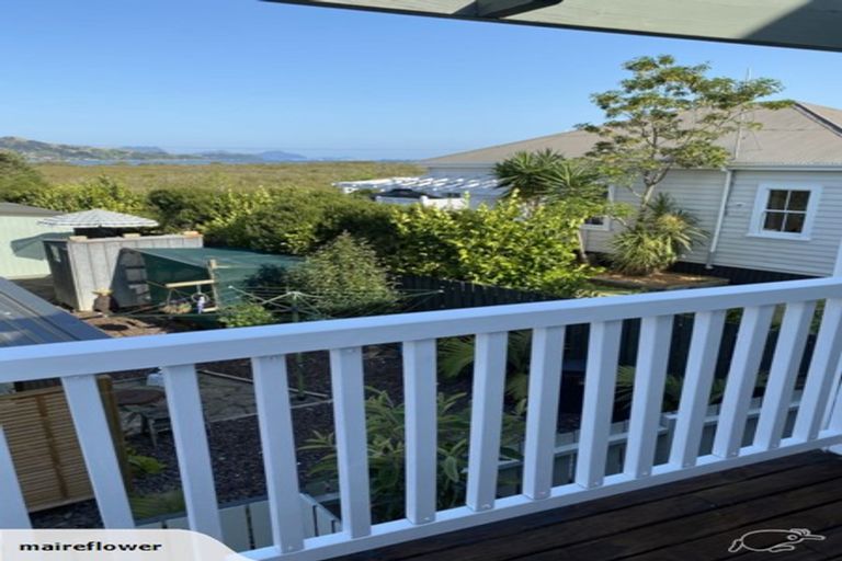 Photo of property in 30 Beach Road, Onerahi, Whangarei, 0110