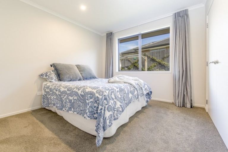 Photo of property in 9 Brian Cowley Place, Tuakau, 2121