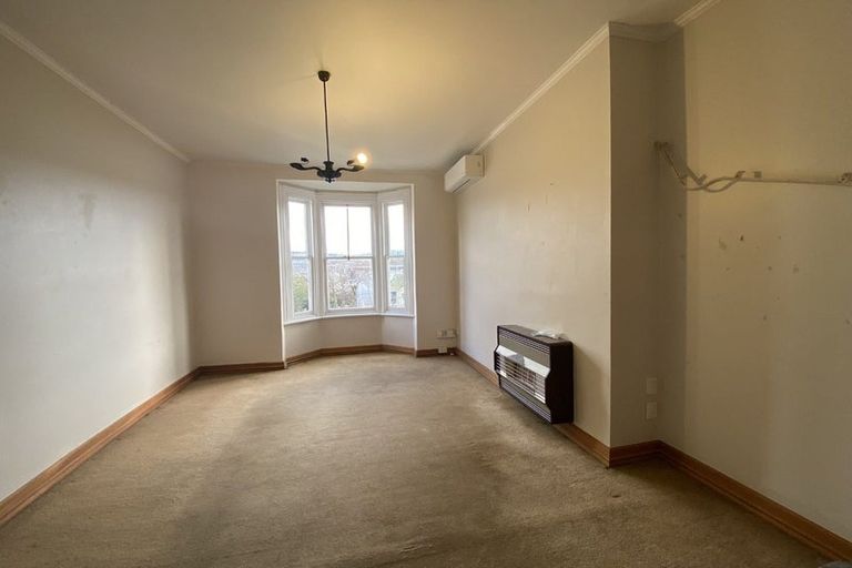 Photo of property in 8 Hawker Street, Mount Victoria, Wellington, 6011