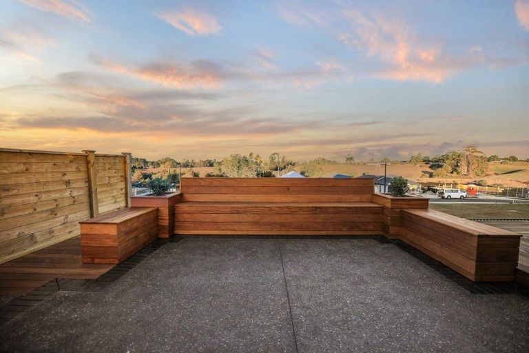 Photo of property in 25 Oralee Terrace, Peacocke, Hamilton, 3206