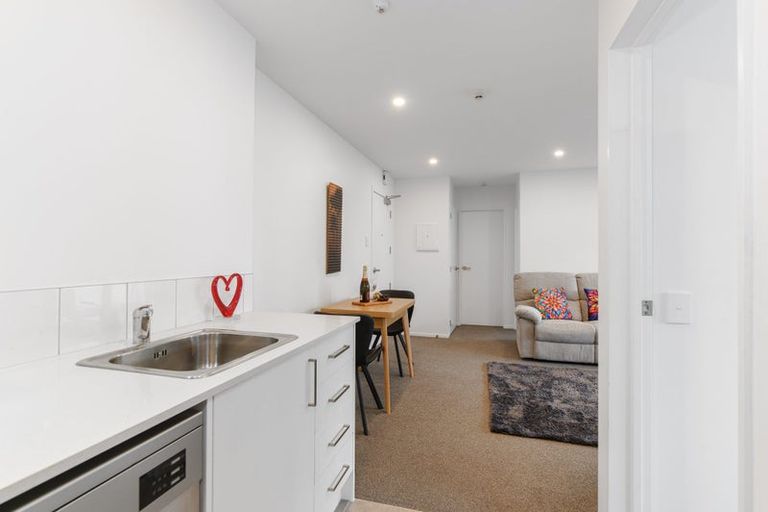 Photo of property in 108/28a Eileen Newey Place, Henderson, Auckland, 0612