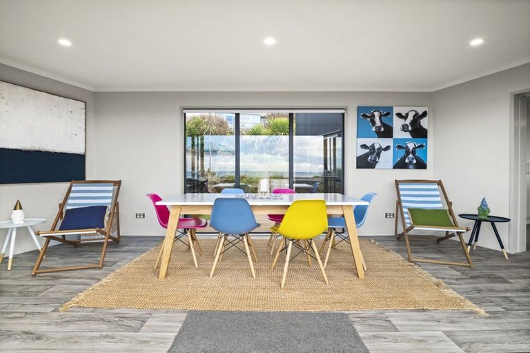 Photo of property in 46 Esplanade, Kaka Point, 9271