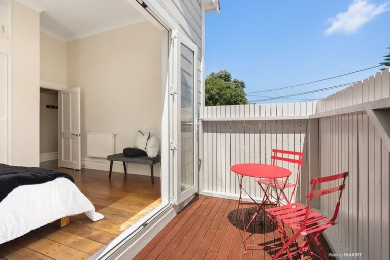 Photo of property in 30 Mornington Road, Brooklyn, Wellington, 6021