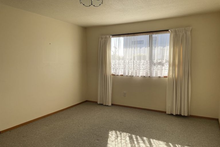Photo of property in 148 Main North Road, Papanui, Christchurch, 8052