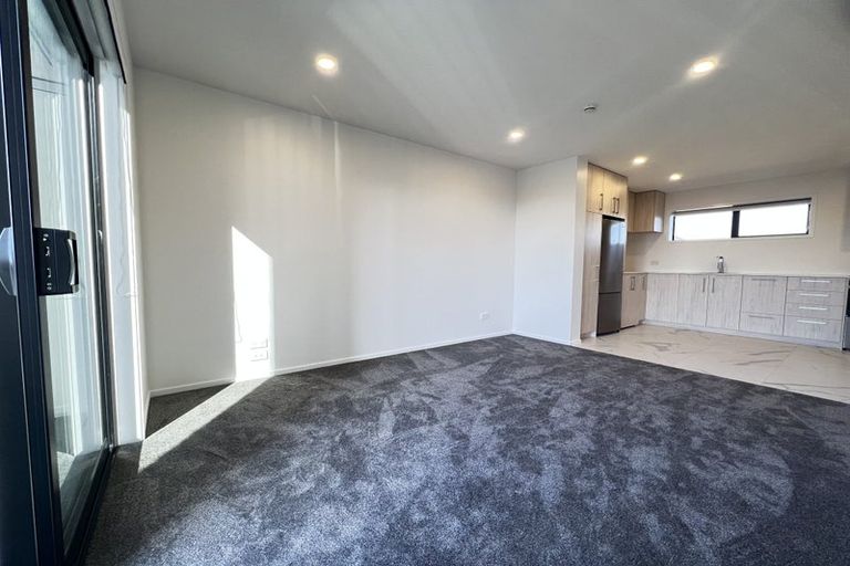 Photo of property in 7/231 Marine Parade, New Brighton, Christchurch, 8061